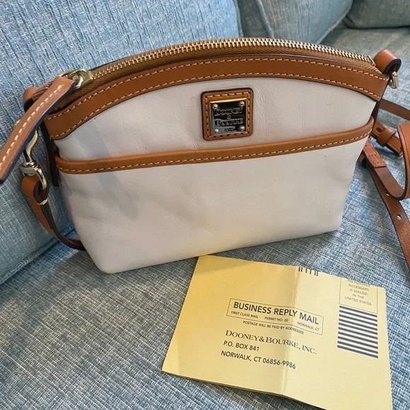 Dooney & Bourke white Italian leather crossbody with tan trim - like new - Picture 5 of 13